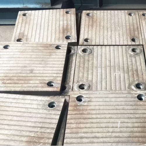 破碎机耐磨衬板